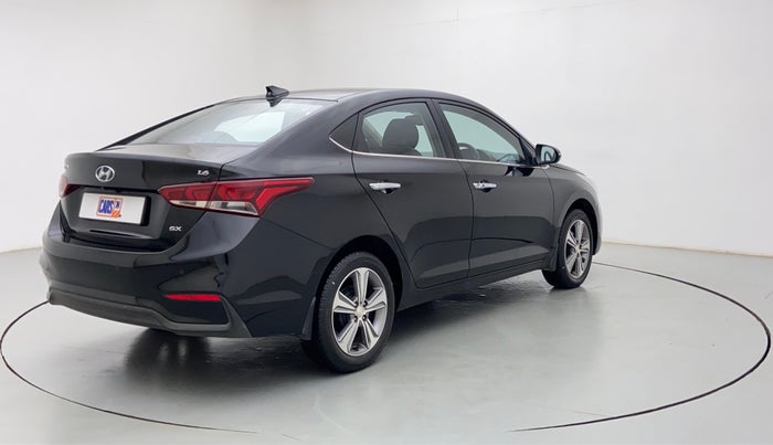 2018 Hyundai Verna 1.6 SX VTVT AT (O), Petrol, Automatic, 40,438 km, Right Back Diagonal