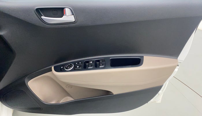 2016 Hyundai Grand i10 ASTA 1.2 KAPPA VTVT OPT, Petrol, Manual, 28,115 km, Driver Side Door Panels Control