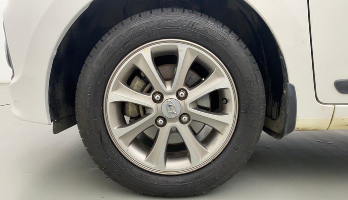 2016 Hyundai Grand i10 ASTA 1.2 KAPPA VTVT OPT, Petrol, Manual, 28,115 km, Left Front Wheel