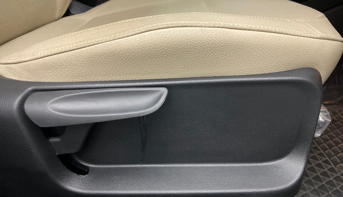 2021 Volkswagen Vento HIGHLINE PLUS 1.0 TSI AT, Petrol, Automatic, 8,584 km, Driver Side Adjustment Panel