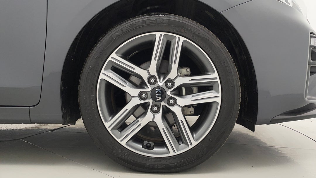 2021 Kia Cerato Sport+, Automatic, 26377 km, Right Front Wheel