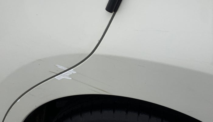 2015 Maruti Baleno ZETA PETROL 1.2, CNG, Manual, 72,818 km, Left quarter panel - Minor scratches