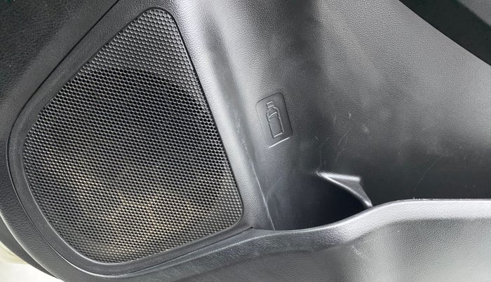 2015 Maruti Baleno ZETA PETROL 1.2, CNG, Manual, 72,818 km, Speaker