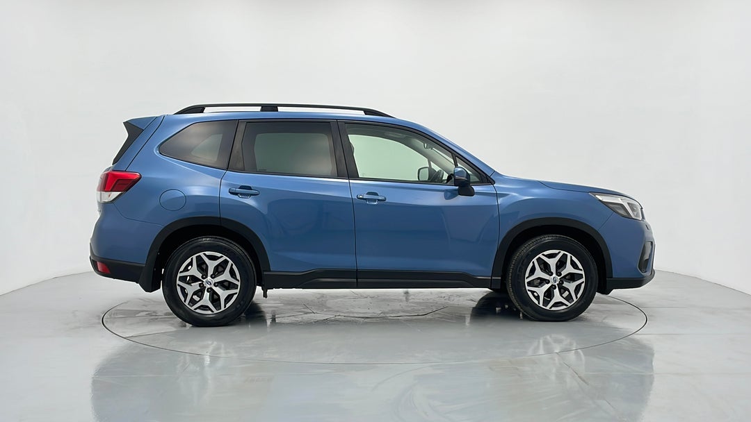 2020 Subaru Forester 2.5i (awd), Automatic, 44364 km, Right Side View