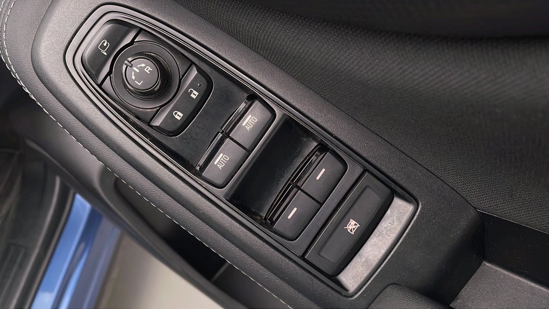 2020 Subaru Forester 2.5i (awd), Automatic, 44364 km, Drivers Side Door Panel Controls