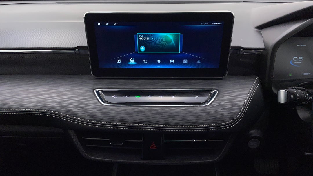 2022 GWM Haval Jolion Lux, Automatic, 42857 km, Center Console