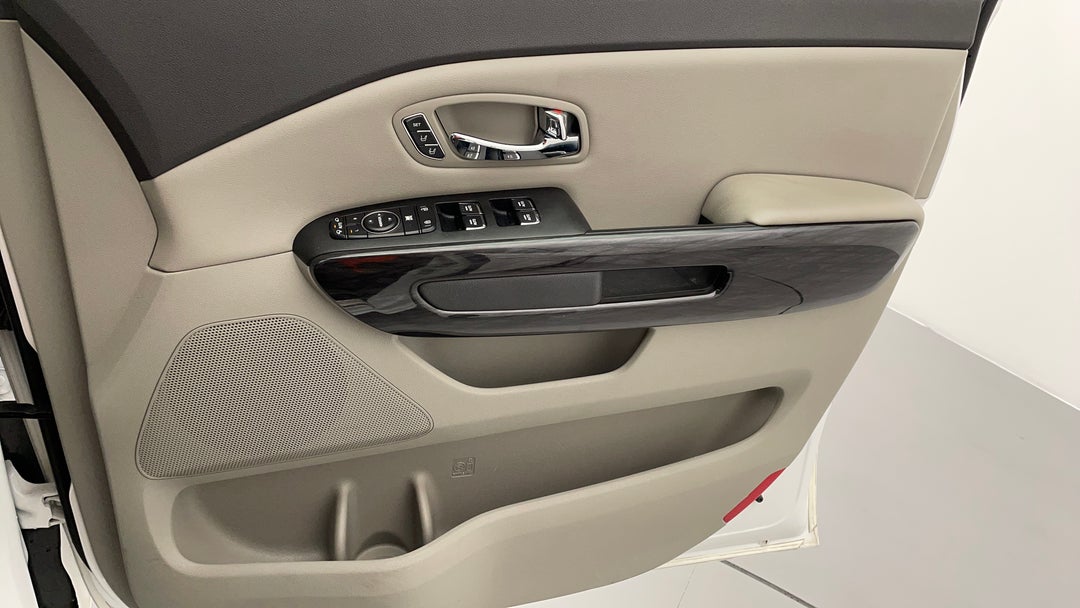 2018 Kia Carnival Platinum, Automatic, 99747 km, Speaker View
