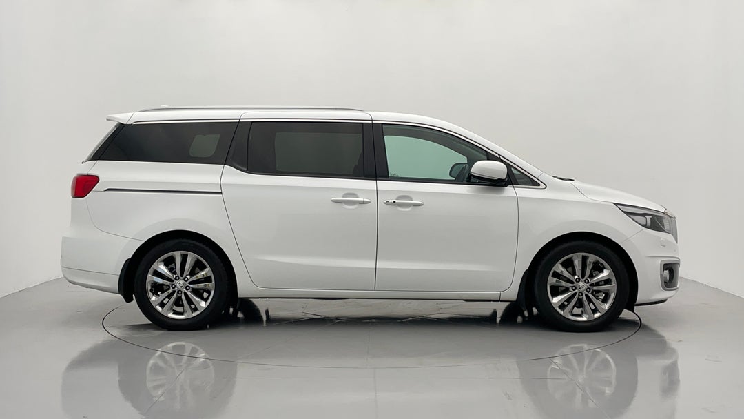 2018 Kia Carnival Platinum, Automatic, 99747 km, Right Side View