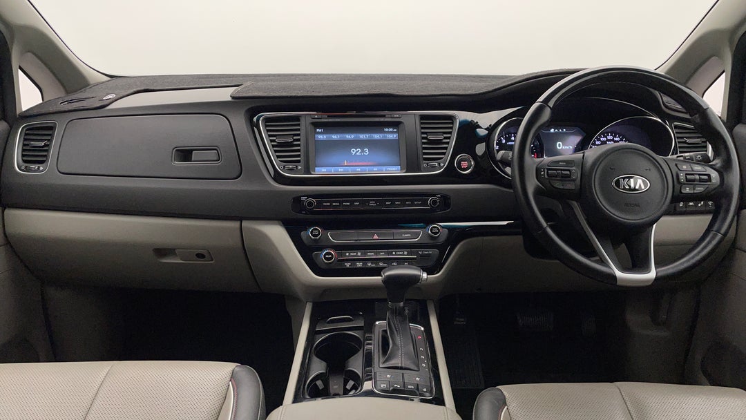 2018 Kia Carnival Platinum, Automatic, 99747 km, Dashboard View
