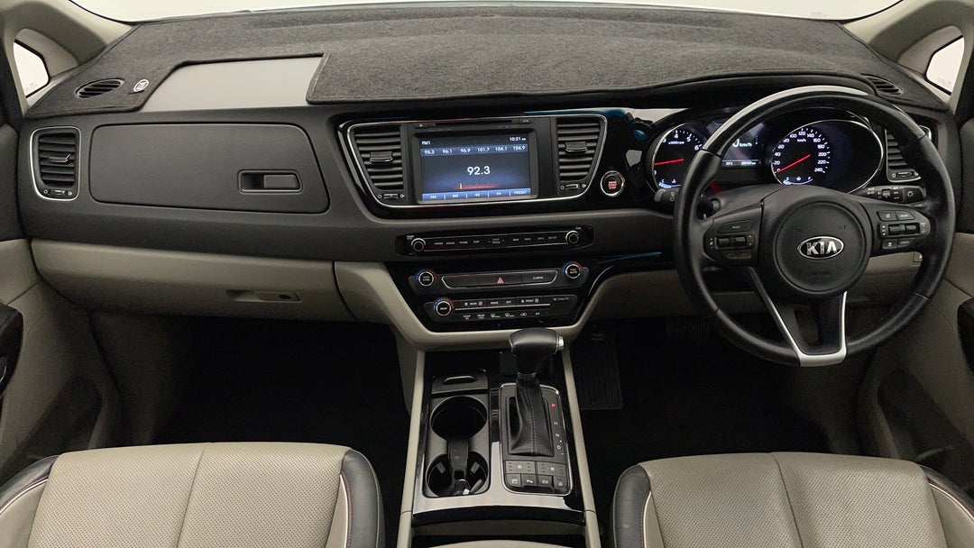 2018 Kia Carnival Platinum, Automatic, 99747 km, Center Console