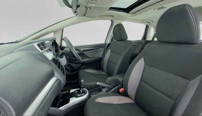 2017 Honda WR-V 1.2 i-VTEC VX MT, Petrol, Manual, 68,354 km, Right Side Front Door Cabin