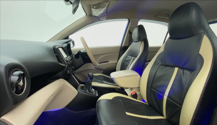 2019 Hyundai NEW SANTRO 1.1 SPORTZ MT CNG, CNG, Manual, 57,656 km, Right Side Front Door Cabin