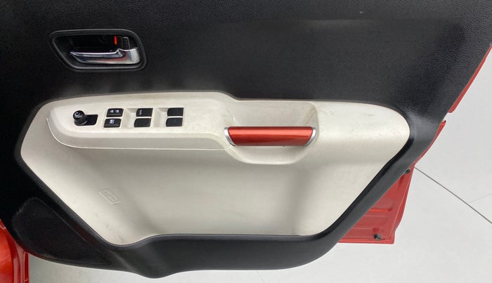 2018 Maruti IGNIS DELTA 1.2 K12, Petrol, Manual, 33,335 km, Driver Side Door Panels Control