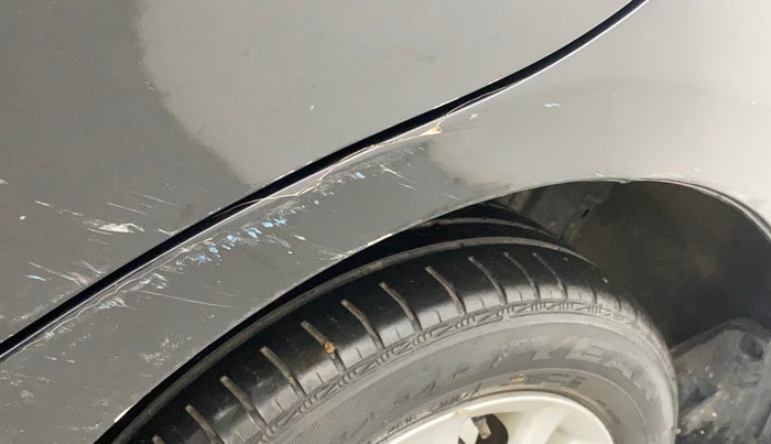 2011 Toyota Etios VX, Petrol, Manual, 65,721 km, Left quarter panel - Paint has minor damage