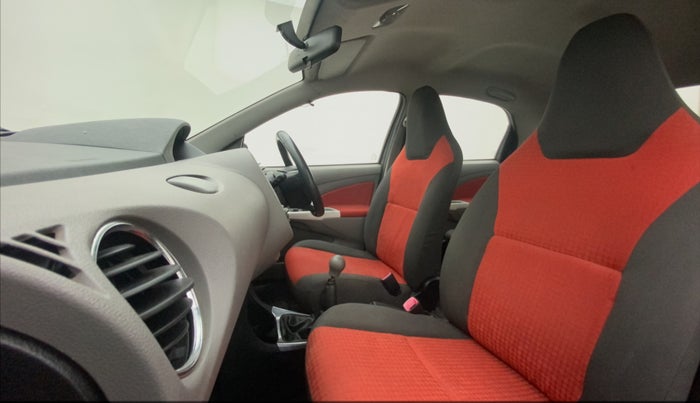 2011 Toyota Etios VX, Petrol, Manual, 65,721 km, Right Side Front Door Cabin