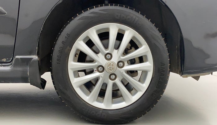 2011 Toyota Etios VX, Petrol, Manual, 65,721 km, Right Front Wheel