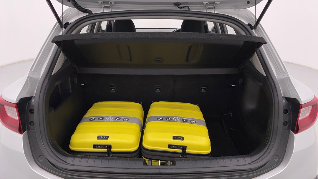 2022 Kia Stonic S, Automatic, 32400 km, Boot Inside View with Luggage