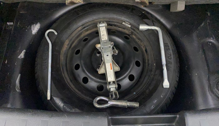 2015 Maruti Swift VXI, Petrol, Manual, 59,237 km, Spare Tyre
