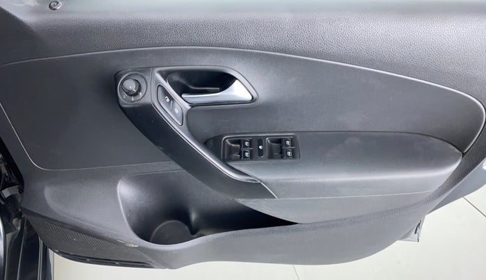 2015 Volkswagen Polo COMFORTLINE 1.2L PETROL, Petrol, Manual, 86,873 km, Driver Side Door Panels Control