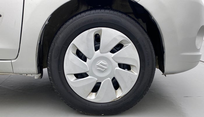 2015 Maruti Celerio VXI d, Petrol, Manual, 66,210 km, Right Front Wheel