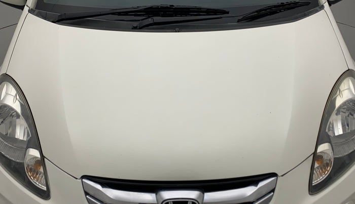 2014 Honda Amaze 1.5L I-DTEC S, Diesel, Manual, 1,06,405 km, Bonnet (hood) - Paint has minor damage