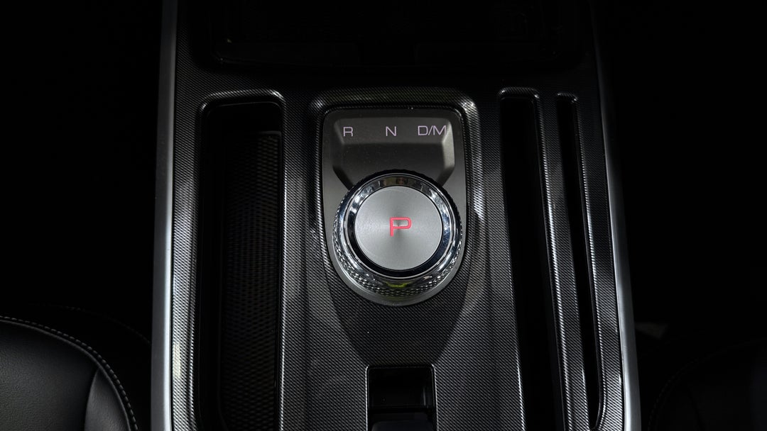 2021 GWM Haval Jolion Lux, Automatic, 87975 km, Gear Lever 