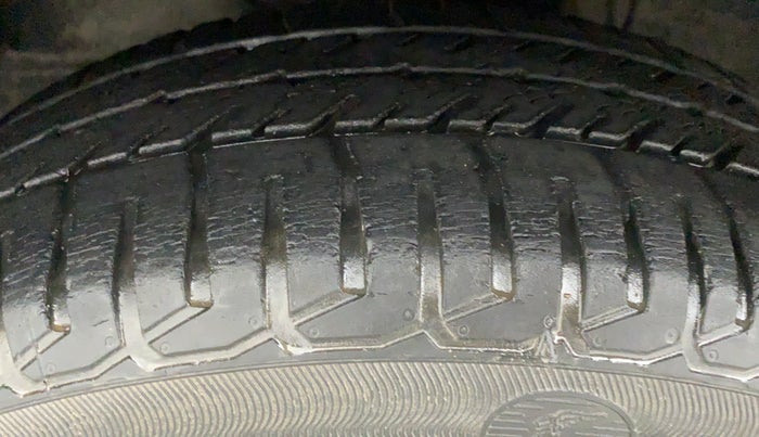 2014 Honda City 1.5L I-VTEC SV, Petrol, Manual, 26,285 km, Left Front Tyre Tread