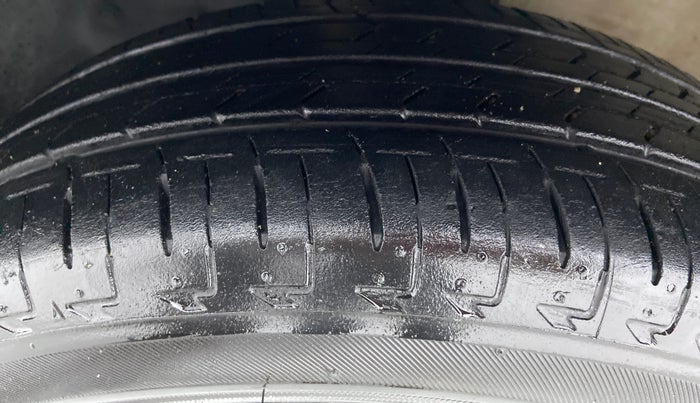 2019 Maruti IGNIS DELTA 1.2 K12, Petrol, Manual, 11,436 km, Right Rear Tyre Tread