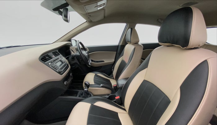 2014 Hyundai Elite i20 SPORTZ 1.4, Diesel, Manual, 83,271 km, Right Side Front Door Cabin
