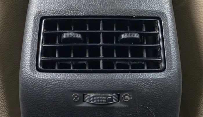 2014 Hyundai Elite i20 SPORTZ 1.4, Diesel, Manual, 83,271 km, Rear AC Vents