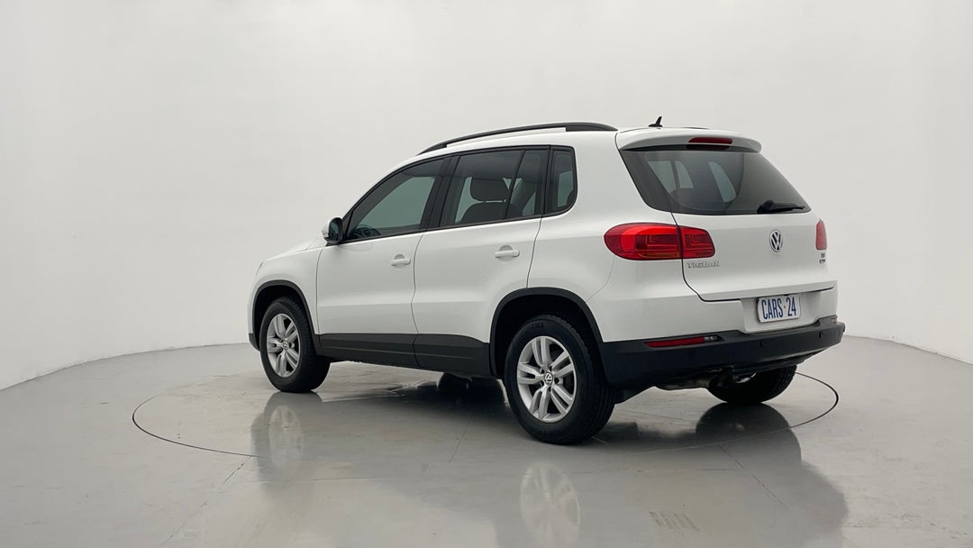 Left Back Diagonal (45- Degree) View