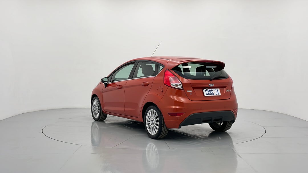 Left Back Diagonal (45- Degree) View