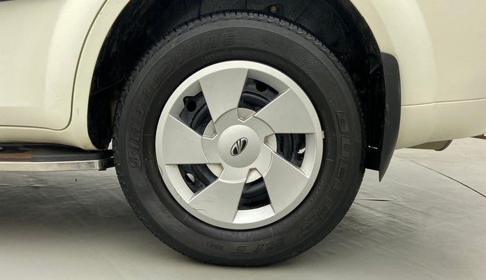2020 Mahindra XUV500 W5, Diesel, Manual, 19,512 km, Left Rear Wheel