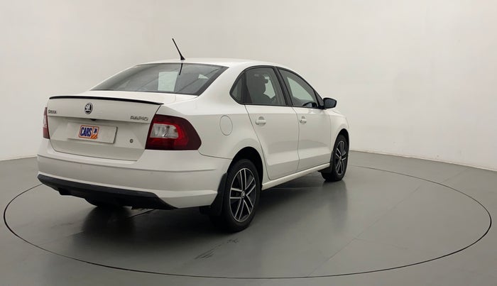 2018 Skoda Rapid STYLE 1.6 MPI AT, Petrol, Automatic, 17,373 km, Right Back Diagonal