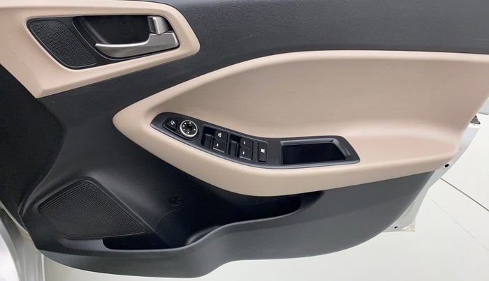 2015 Hyundai Elite i20 SPORTZ 1.2, Petrol, Manual, 62,102 km, Driver Side Door Panels Control