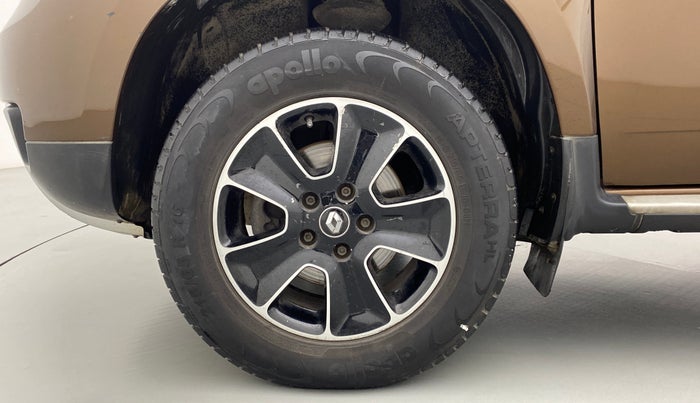 2016 Renault Duster RXZ 85 PS DIESEL, Diesel, Manual, 59,397 km, Left Front Wheel