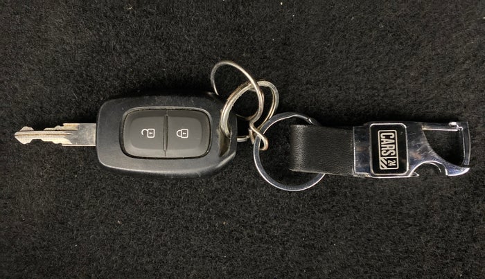 2016 Renault Duster RXZ 85 PS DIESEL, Diesel, Manual, 59,397 km, Key Close Up