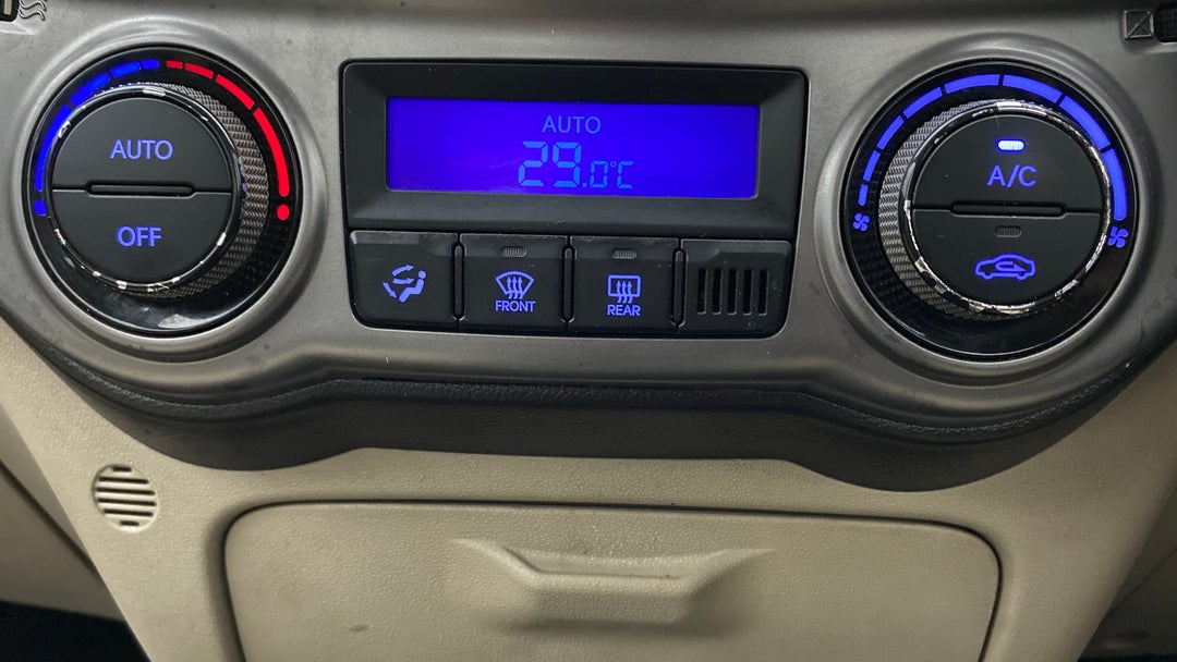 Automatic Climate Control 