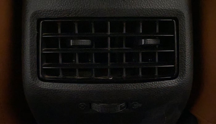 2016 Hyundai Elite i20 SPORTZ 1.2, Petrol, Manual, 73,516 km, Rear AC Vents