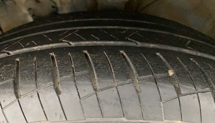 2019 Hyundai Creta SX AT 1.6 PETROL, Petrol, Automatic, 29,116 km, Left Front Tyre Tread