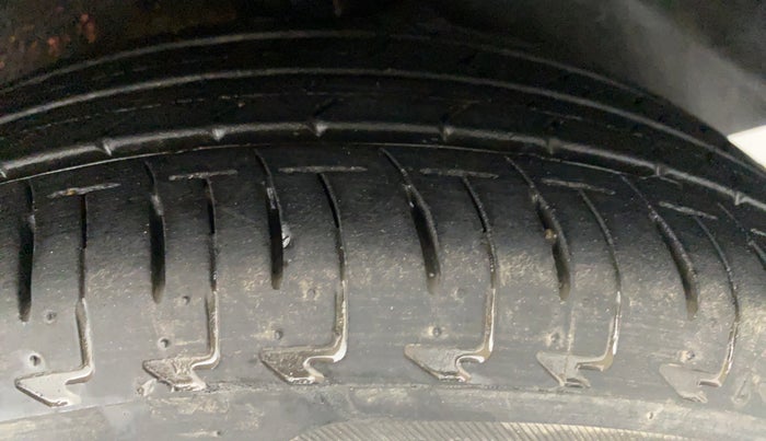2020 Maruti IGNIS ALPHA 1.2 K12, Petrol, Manual, 9,800 km, Left Rear Tyre Tread