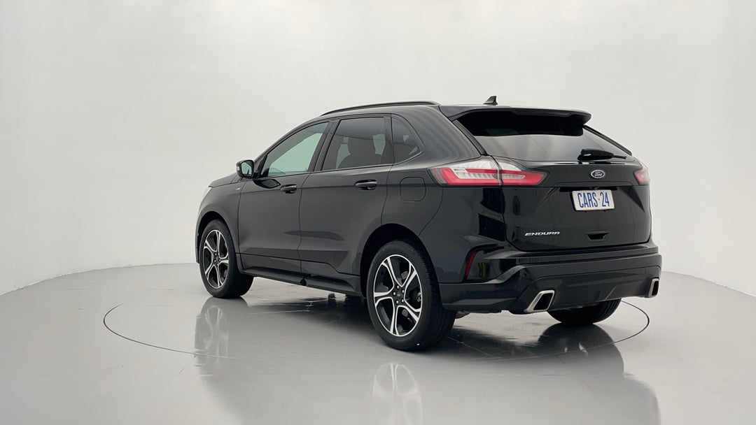 Left Back Diagonal (45- Degree) View