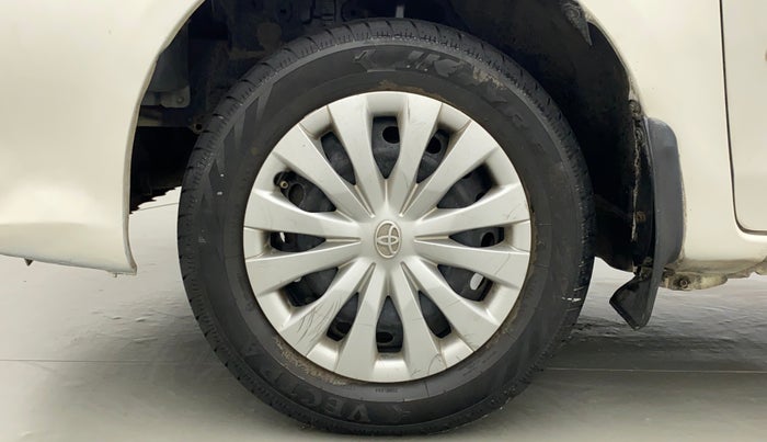 2013 Toyota Etios G, Petrol, Manual, 99,746 km, Left Front Wheel