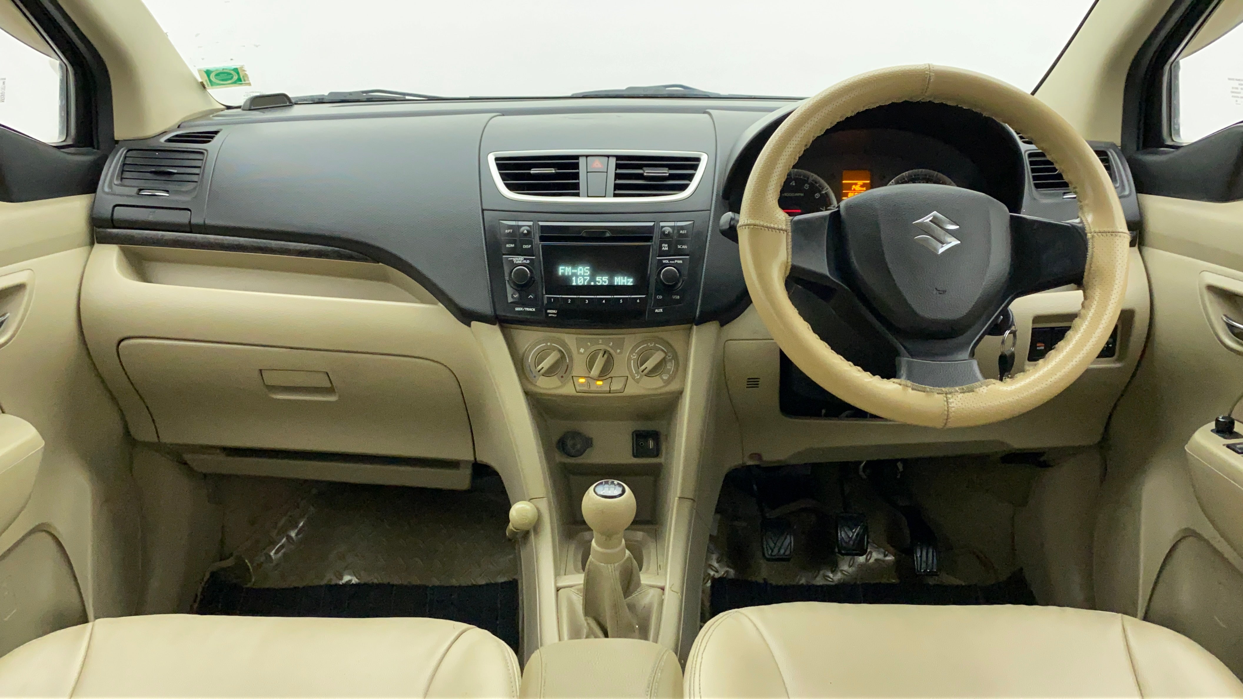 Maruti Ertiga ZXI Plus On Road Price (Petrol), Features & Specs, Images