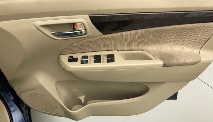 2014 Maruti Ertiga VXI, Petrol, Manual, 87,308 km, Driver Side Door Panels Control