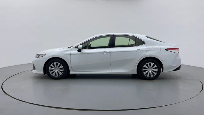 Toyota Camry-Left Side View