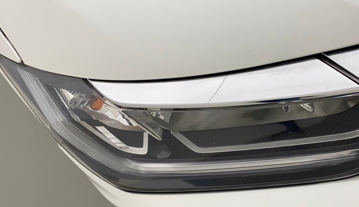 2017 Honda City V MT PETROL, Petrol, Manual, 30,111 km, Right headlight - Minor scratches
