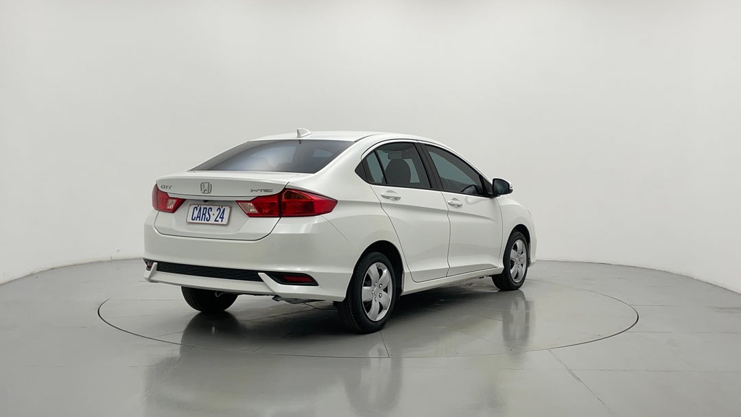 Right Back Diagonal (45- Degree) View