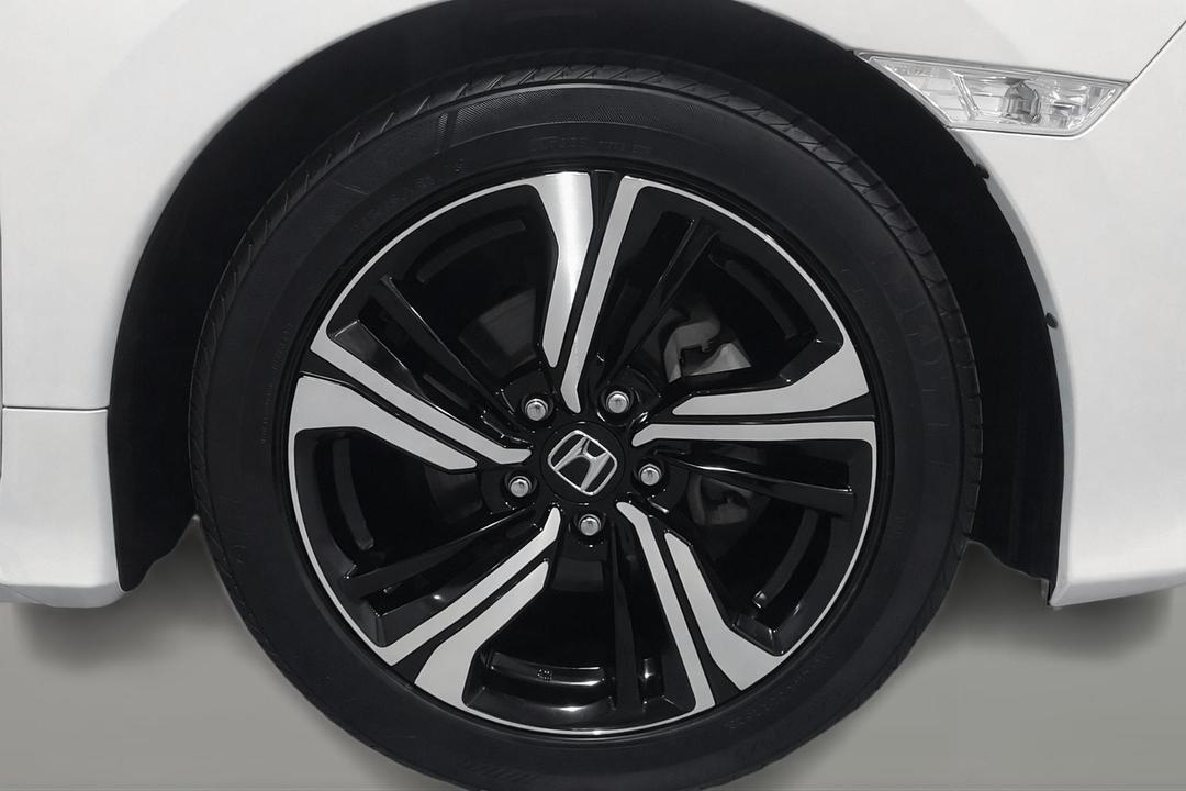 2016 Honda Civic Rs, Automatic, 140337 km, Right Front Wheel