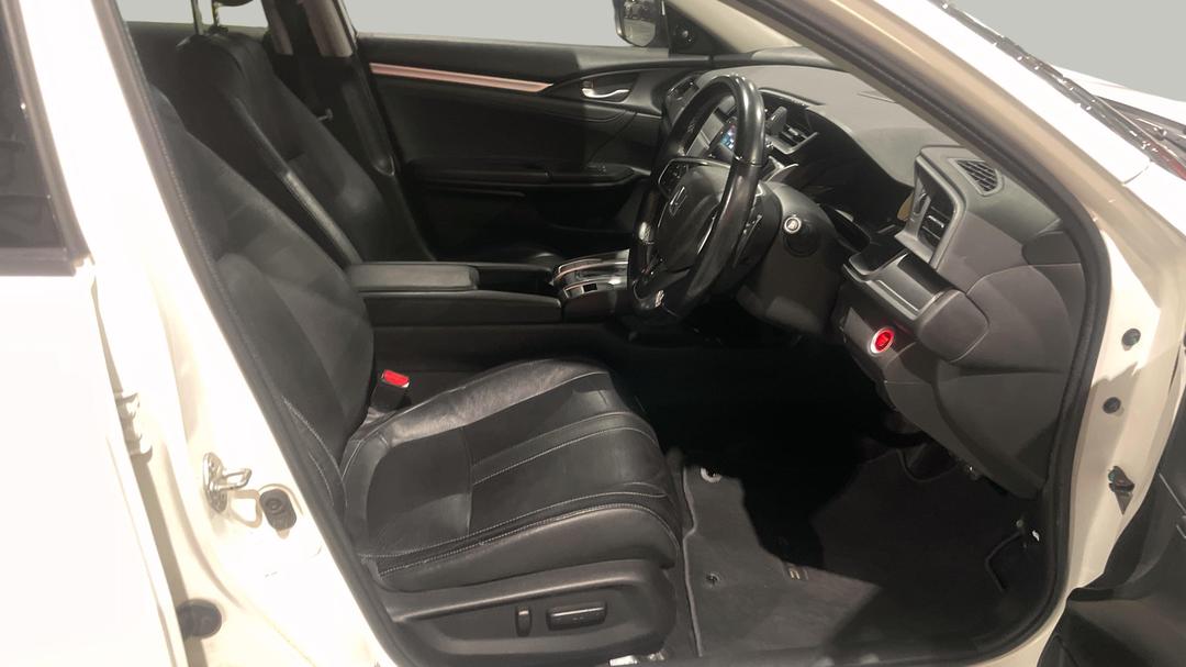 2016 Honda Civic Rs, Automatic, 140337 km, Right Side Front Door Cabin View